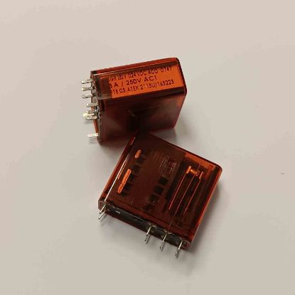 Picture of SGR282V 024VDC 24V 8A 2C 8PIN RELAY