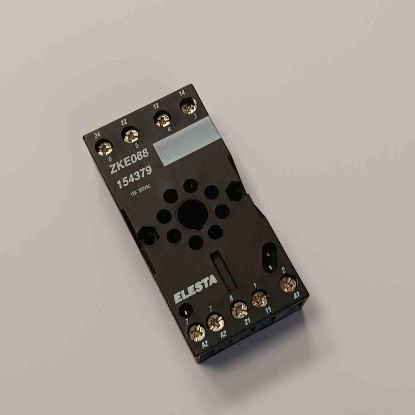 Picture of ZKE088 300V 12A 8PIN SOCKET
