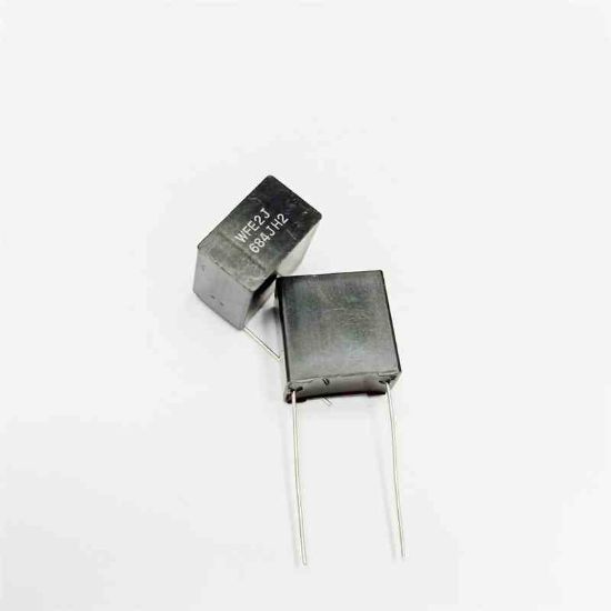 Picture of 0.68UF 450V 15mm  CAPACITOR