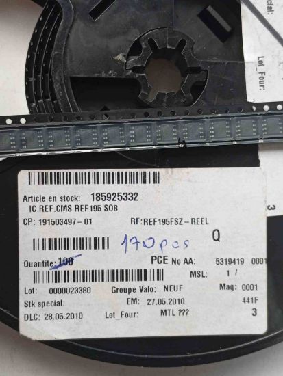 Picture of REF195FSZ IC