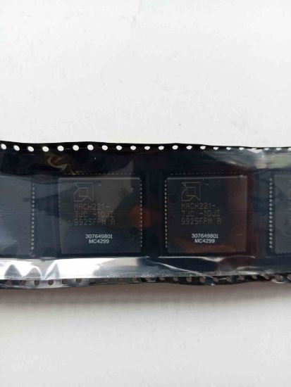 Picture of MACH221-7JC-10JI IC