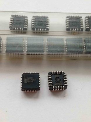 Picture of PALCE16V8H-7JC/5 IC