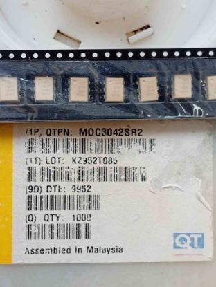 Picture of MOC3042SR2 OPTO