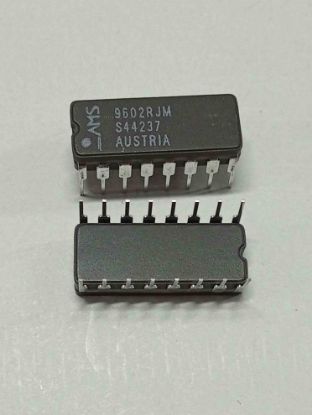 Picture of S44237 IC