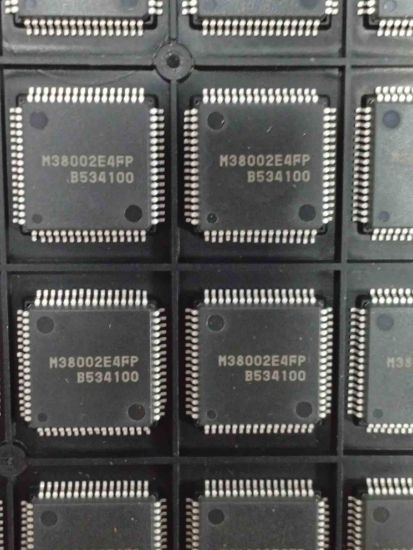 Picture of M38002E4FP IC