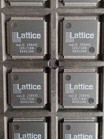 Picture of ISPLSI2064VE-135LT100 IC