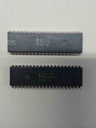 Picture of P8237A-5 IC