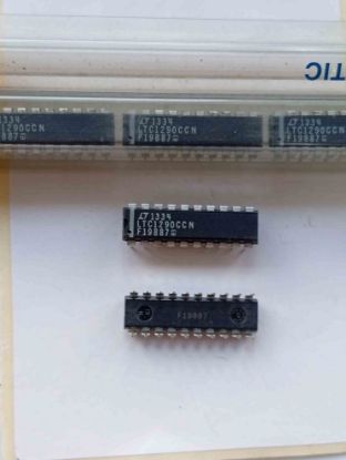 Picture of LTC1290CCN IC