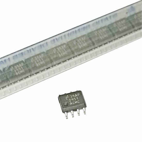 Picture of LM2951 SOIC8 IC
