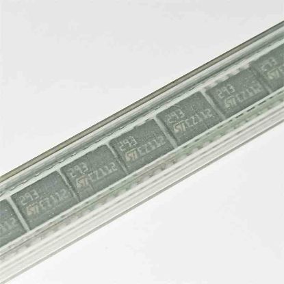 Picture of LM293 SOIC8 IC