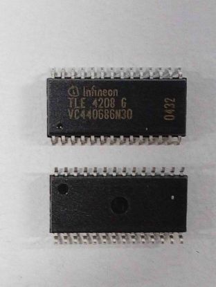 Picture of TLE4208G IC