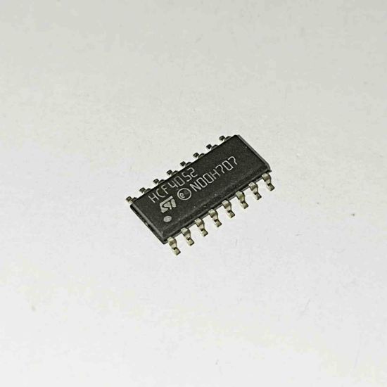 Picture of HCF4052 smd IC