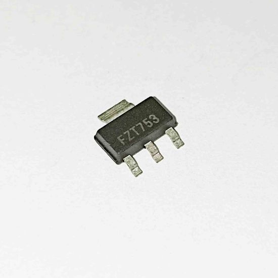 Picture of FZT753 SOT223 IC