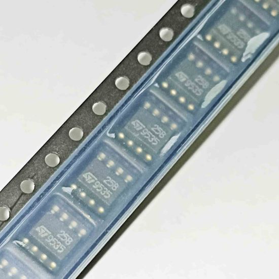 Picture of LM258 SOIC8 IC