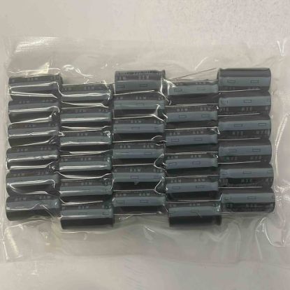 Picture of 100MF 220V 12.5x25 CAPACITOR