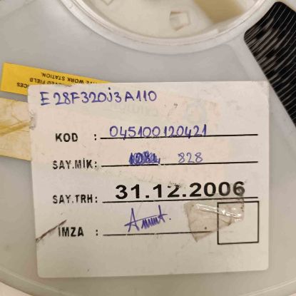 Picture of JS28F320J3D75 IC