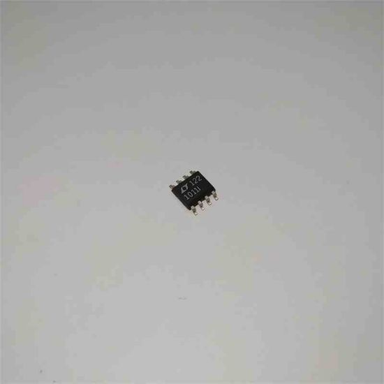 Picture of LT1011IS8 smd IC