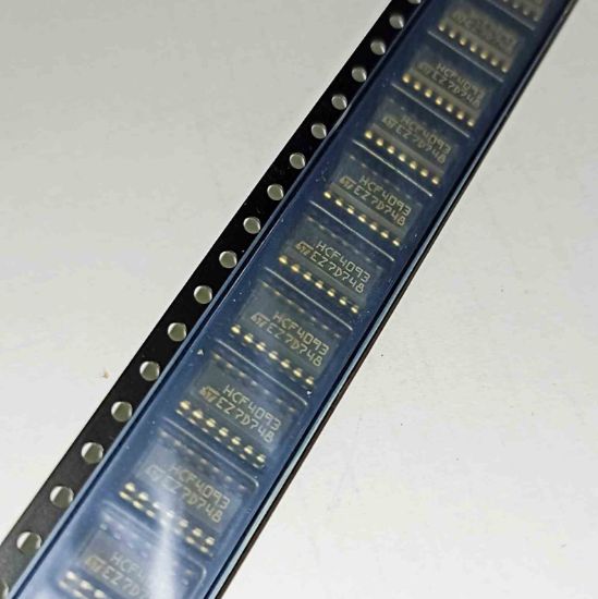 Picture of HCF4093M013TR smd IC