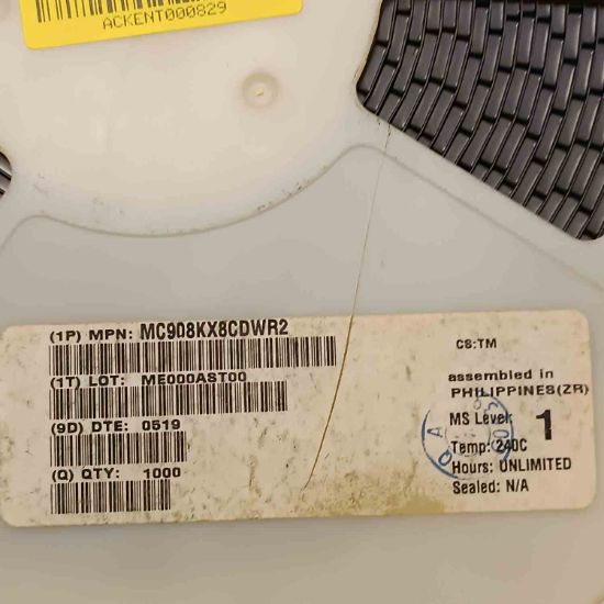 Picture of MC908KX8CDWR2 smd IC