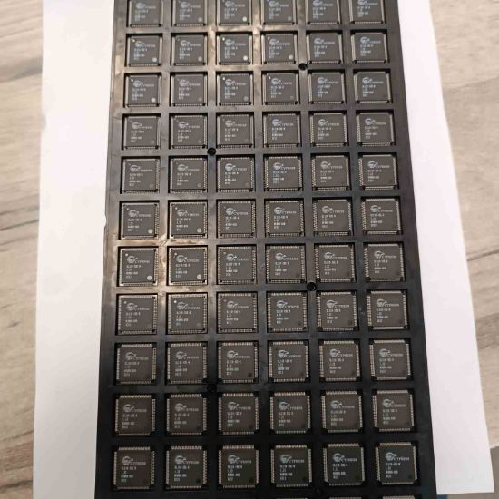 Picture of CYPSL11RIDE smd IC