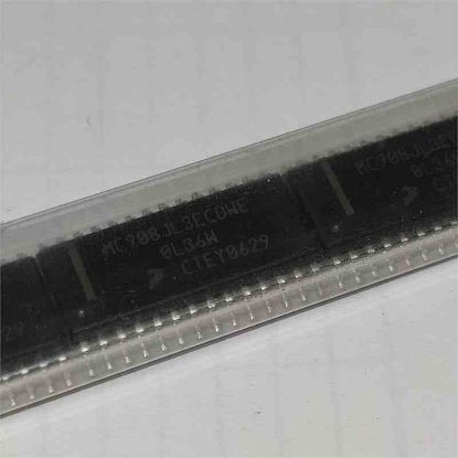 Picture of MC908JC3ECOWE smd IC
