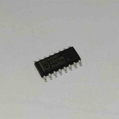 Picture of HEF4051BT smd IC