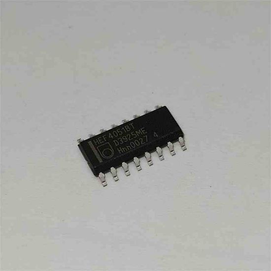 Picture of HEF4051BT smd IC