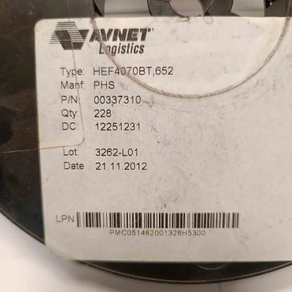 Picture of HEF4070BT IC