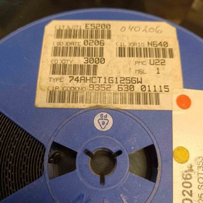 Picture of 74AHCT1G125GW smd IC
