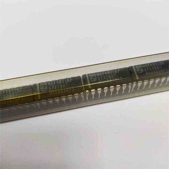 Picture of HEF4021BP IC