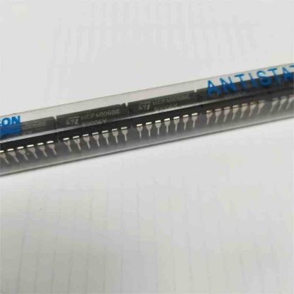 Picture of HCF4006BE IC