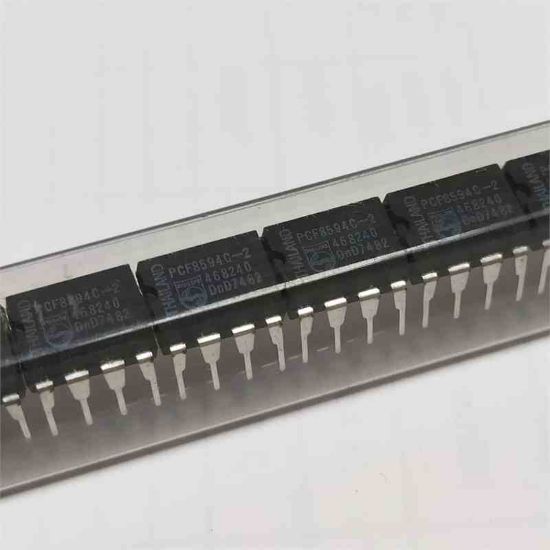 Picture of PCF8594C-2 IC