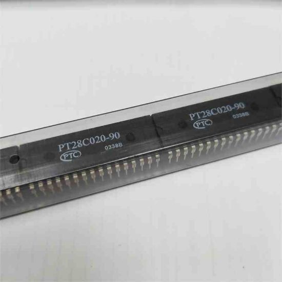 Picture of PT28C020-90 IC