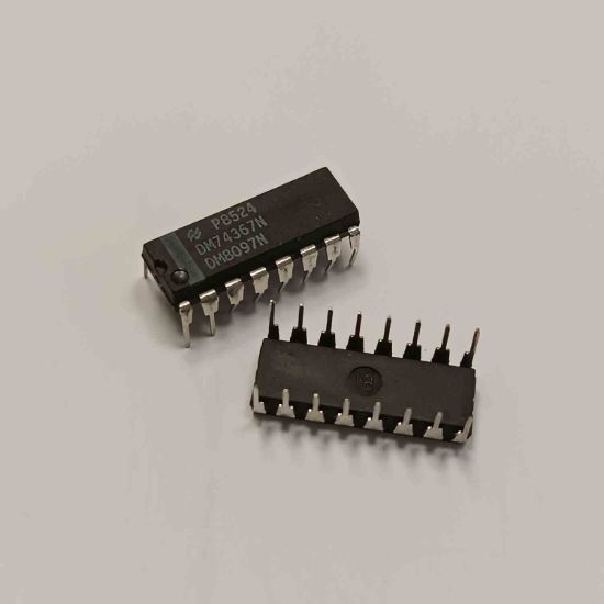 Picture of DM8097N IC