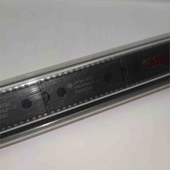 Picture of HM62256LP12 IC