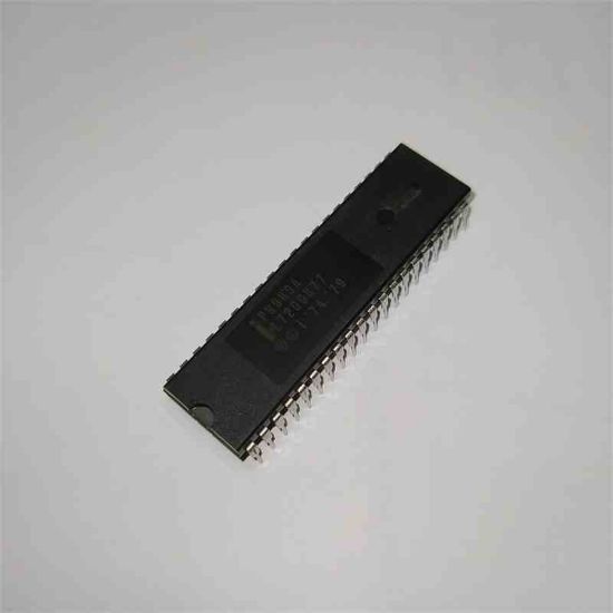 Picture of P8080A IC