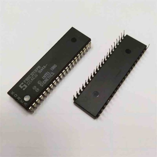 Picture of P80C32EBPN IC