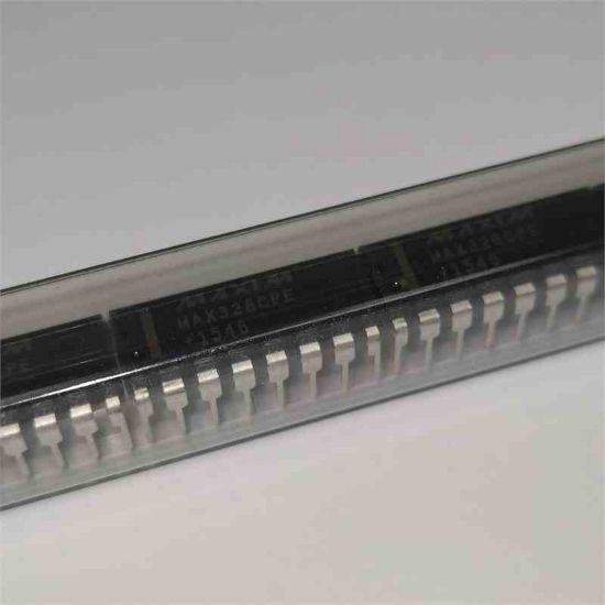 Picture of MAX328CPE DIP IC