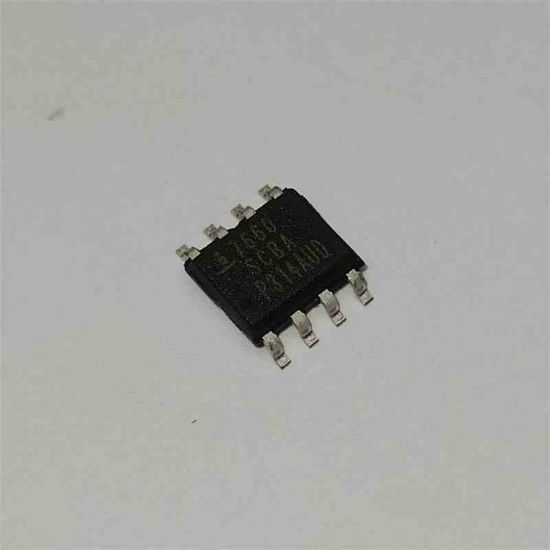 Picture of ICL7660CSA smd IC