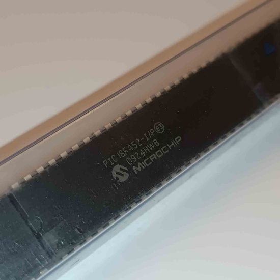 Picture of PIC18F452-I/P DİP IC