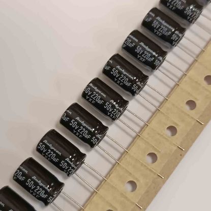 Picture of 220uF 50V 10x16mm 105 CAPACITOR