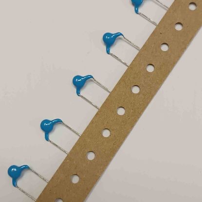 Picture of DE1E3KX102MN4AP01F 1NF 440VAC  CAPACITOR