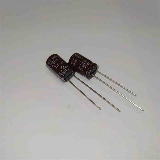 Picture of KMG250VB3.3M 3.3uF 250V 8x11.5mm 105 CAPACITOR