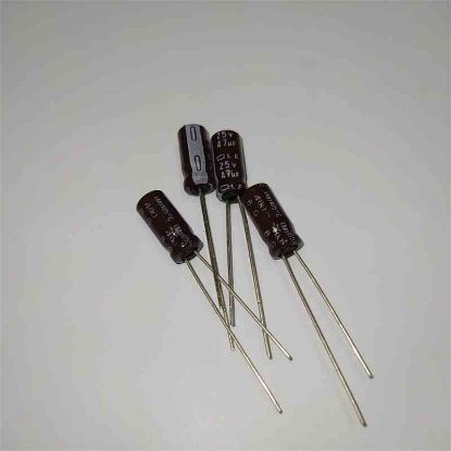 Picture of LE25VB47M 47UF 25V 5x11mm  105 CAPACITOR