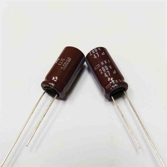 Picture of KXJ200VB47M 47uF 200V 10x20mm 105 CAPACITOR