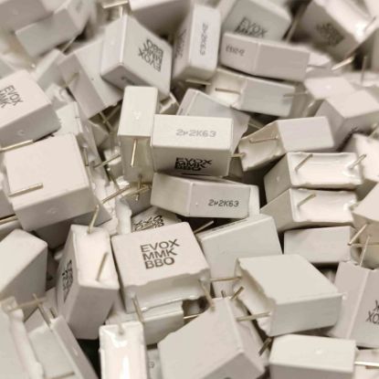 Picture of MMK10 225K63A04L4BULK 2.2MF 63V 10mm 0.1 CAPACITOR