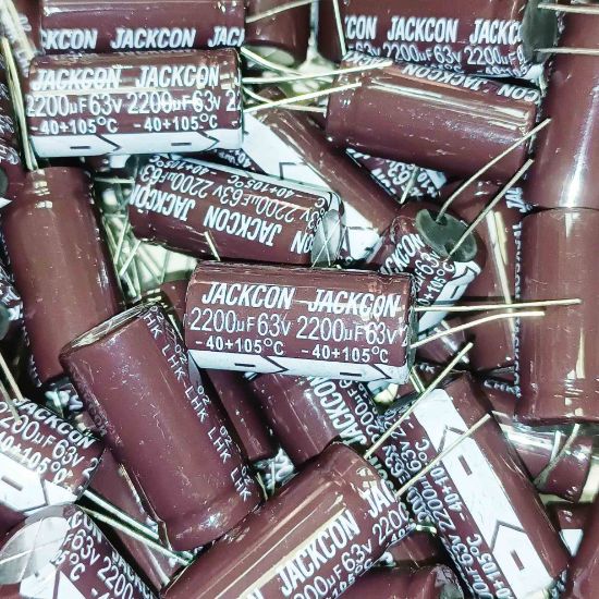 Picture of LHK222M63V1836-B  2200UF 63V 18x36mm 105 CAPACITOR