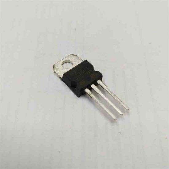 Picture of P80PF55 80A 55V TO220 TRANSISTOR
