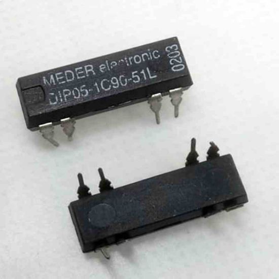 Picture of DIP05-1C90-51L 5V 1A RELAY