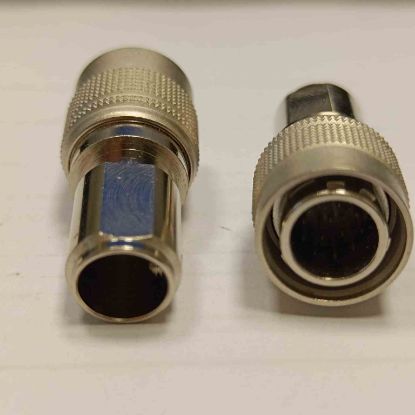 Picture of Hirose 12 pin conn.